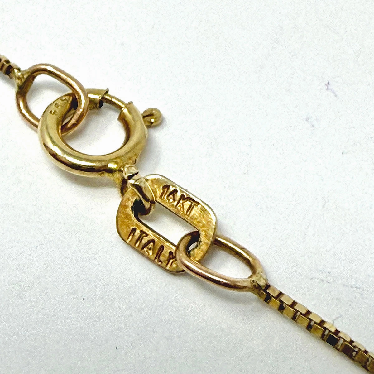 14K Gold 18" Necklace with Pearl Pendant