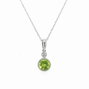 14K White Gold Peridot Drop Pendant Necklace