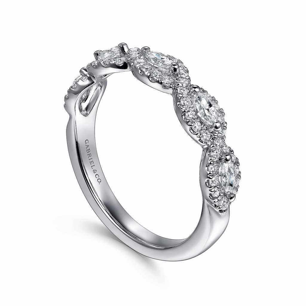 14K White Gold Prong Set Twist Diamond Ring