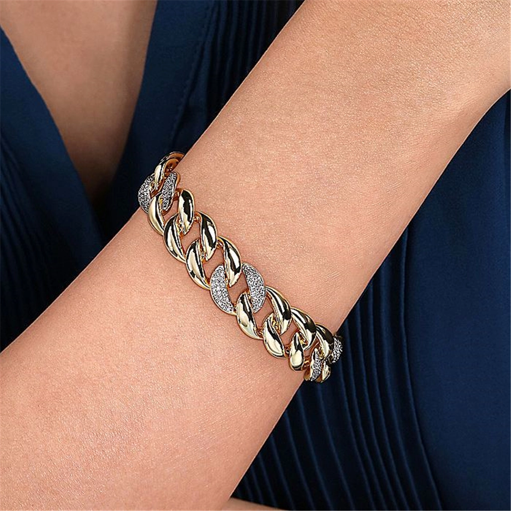 14K Yellow Gold Classic Cuban Bracelet With Pav Diamond And Plain Links