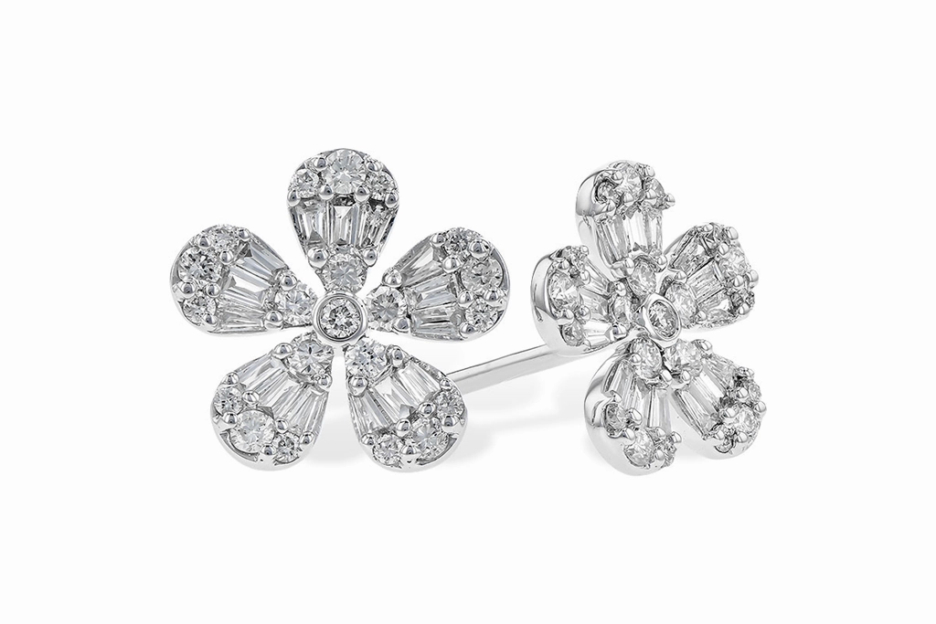 14K Yellow Gold Flower Stud Earrings