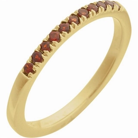 14K Yellow Gold January Birthstone Round Garnets Band Ring