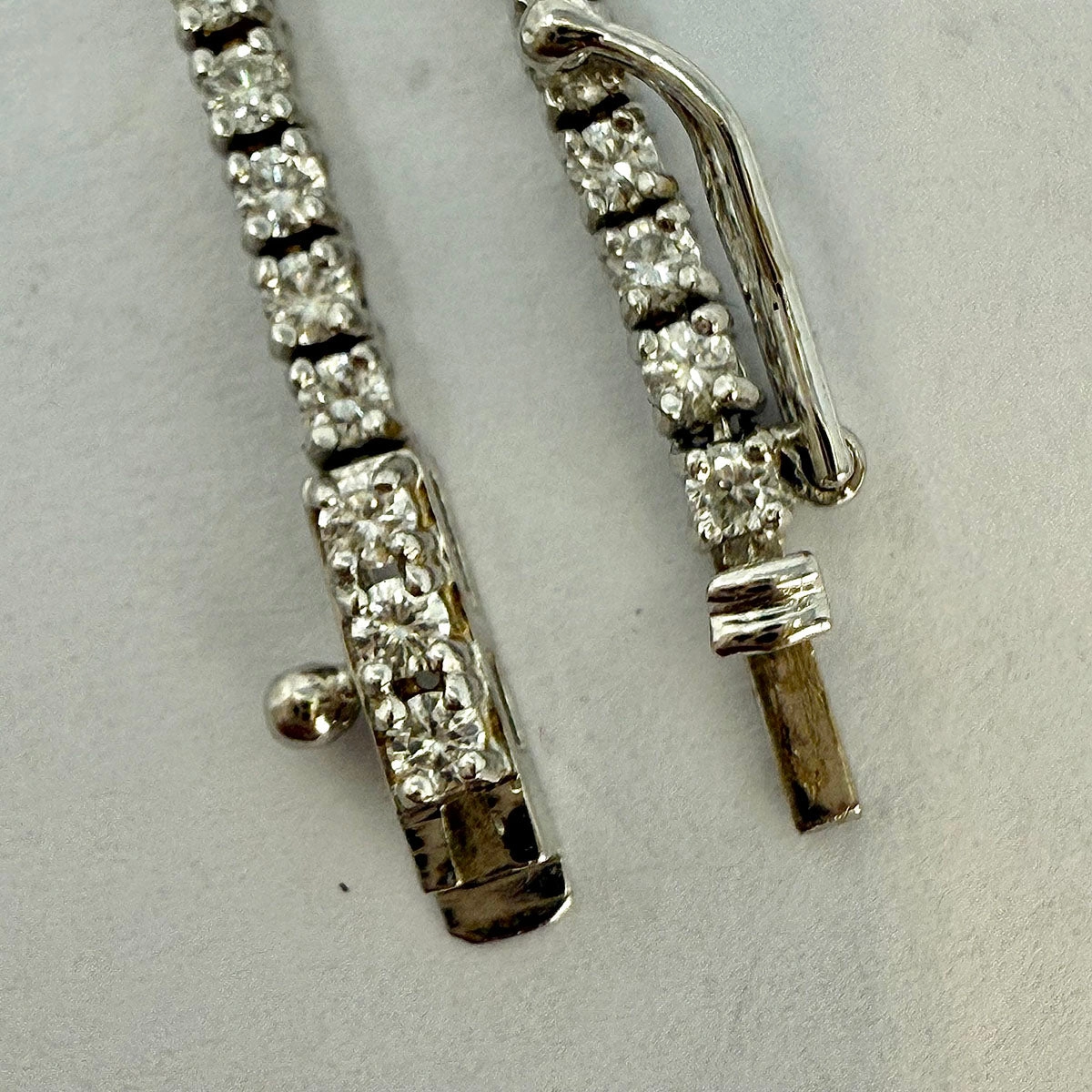 18K White Gold Diamond Tennis Necklace