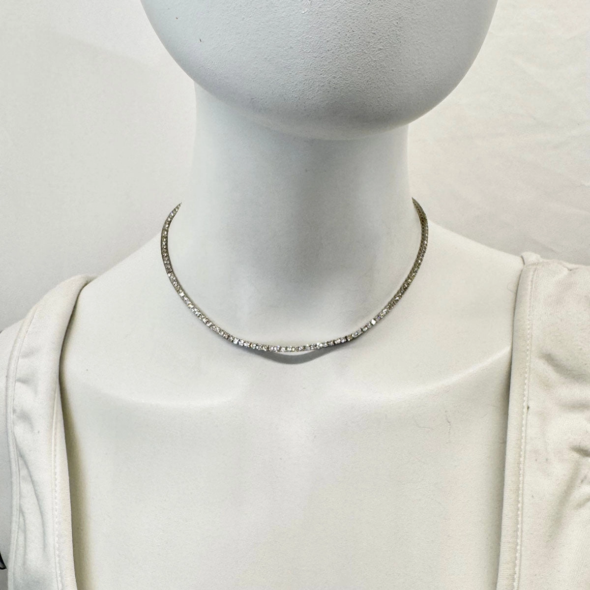 18K White Gold Diamond Tennis Necklace