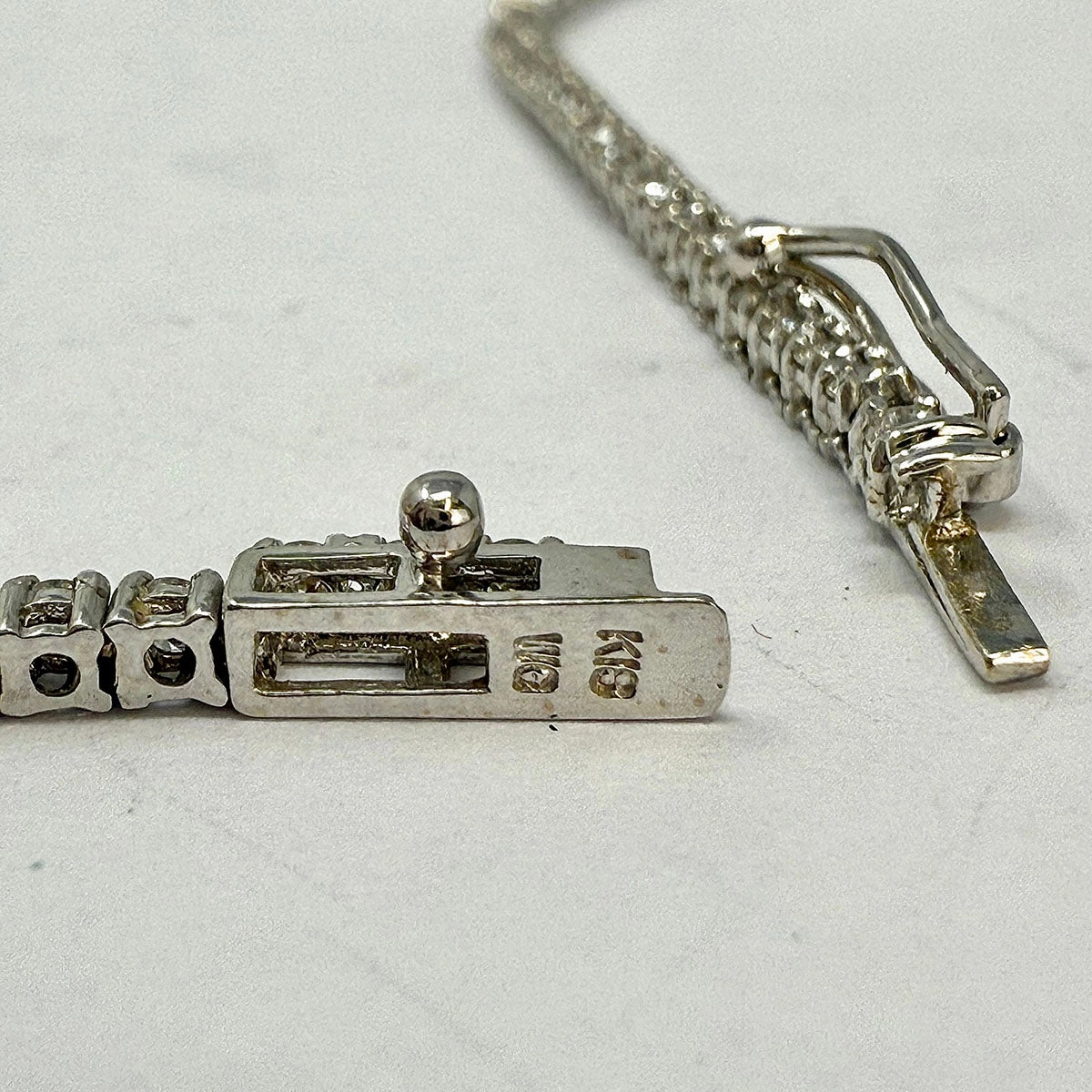18K White Gold Diamond Tennis Necklace