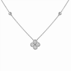 18K White Gold Natural Diamonds Flower Necklace