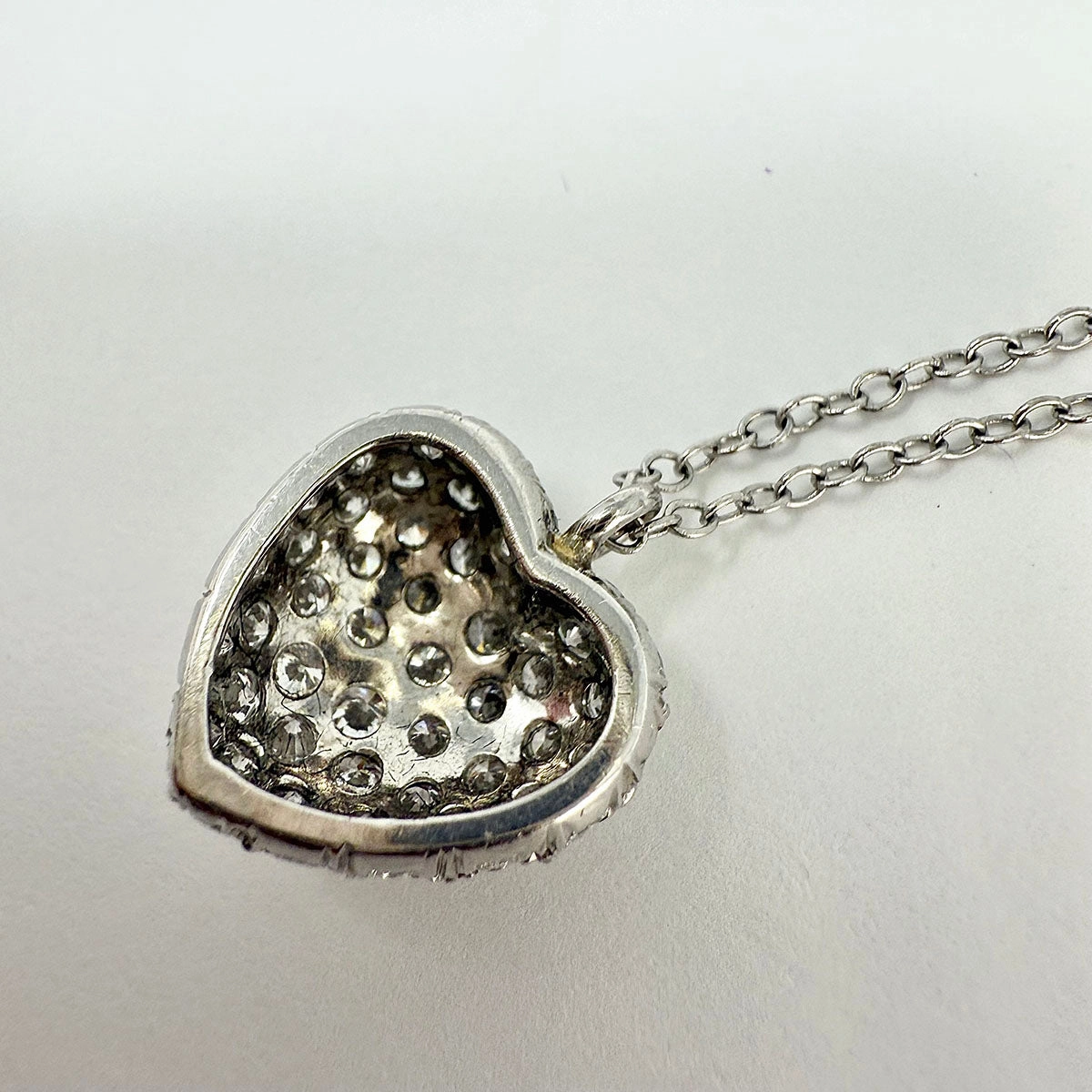 18K White Gold Necklace Diamond with Diamond Heart Pendant