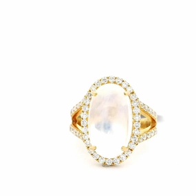 18K Yellow Gold Cabochon Moonstone And Diamond Ring