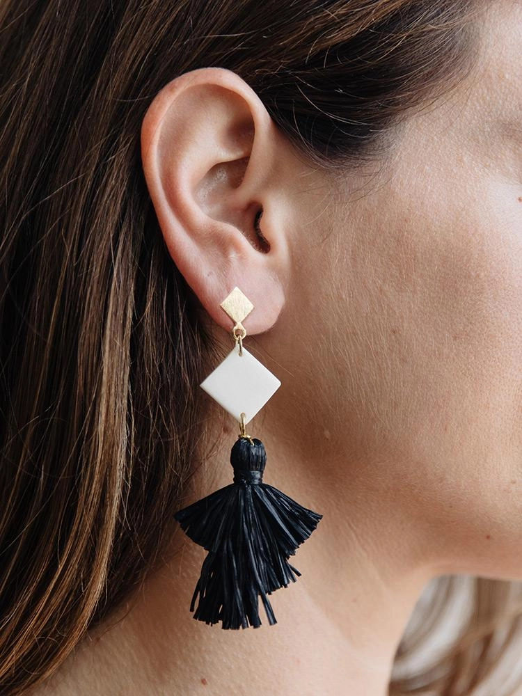 Abbey Earrings - Black