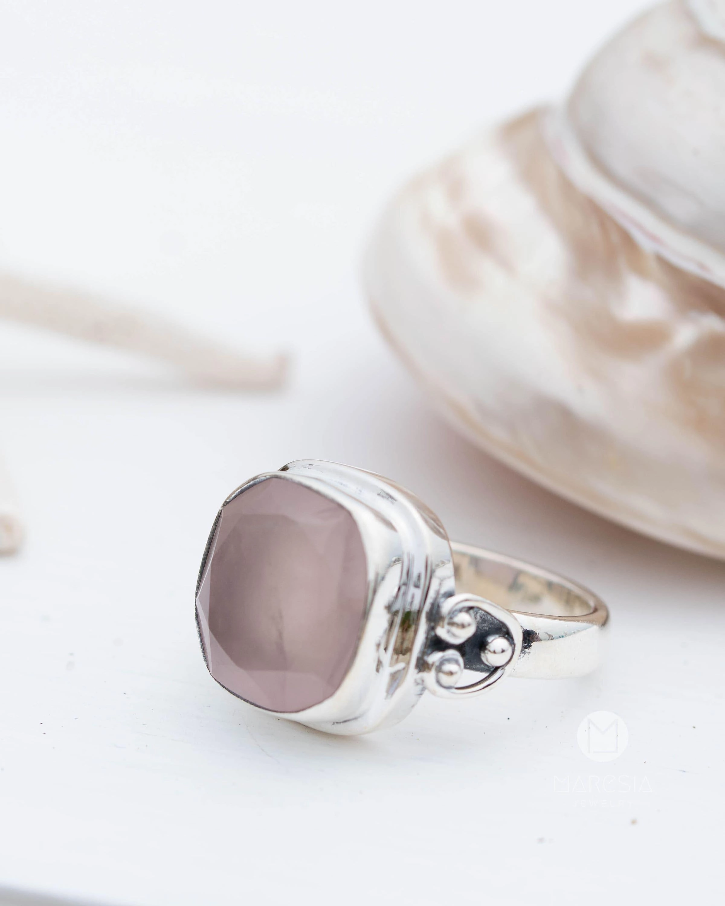Alice Ring ~ Rose Quartz ~ Sterling Silver 925 ~ MR258