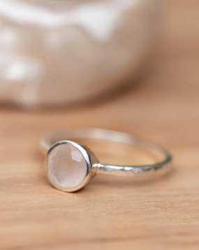 Aline Ring ~ Rose Quartz ~ Sterling Silver 925 ~ MR240