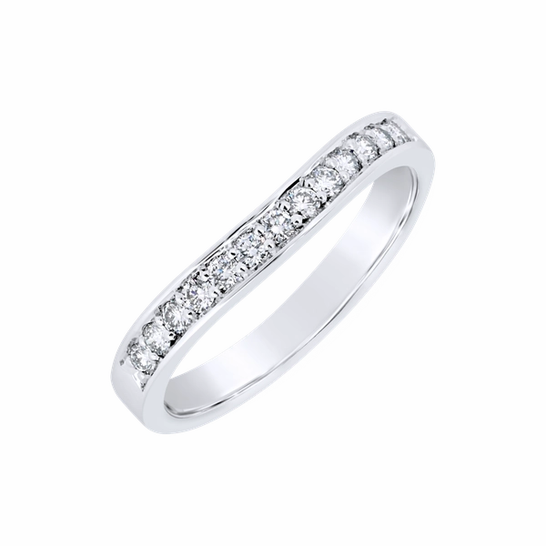 Alliance en or blanc sertie de diamants.