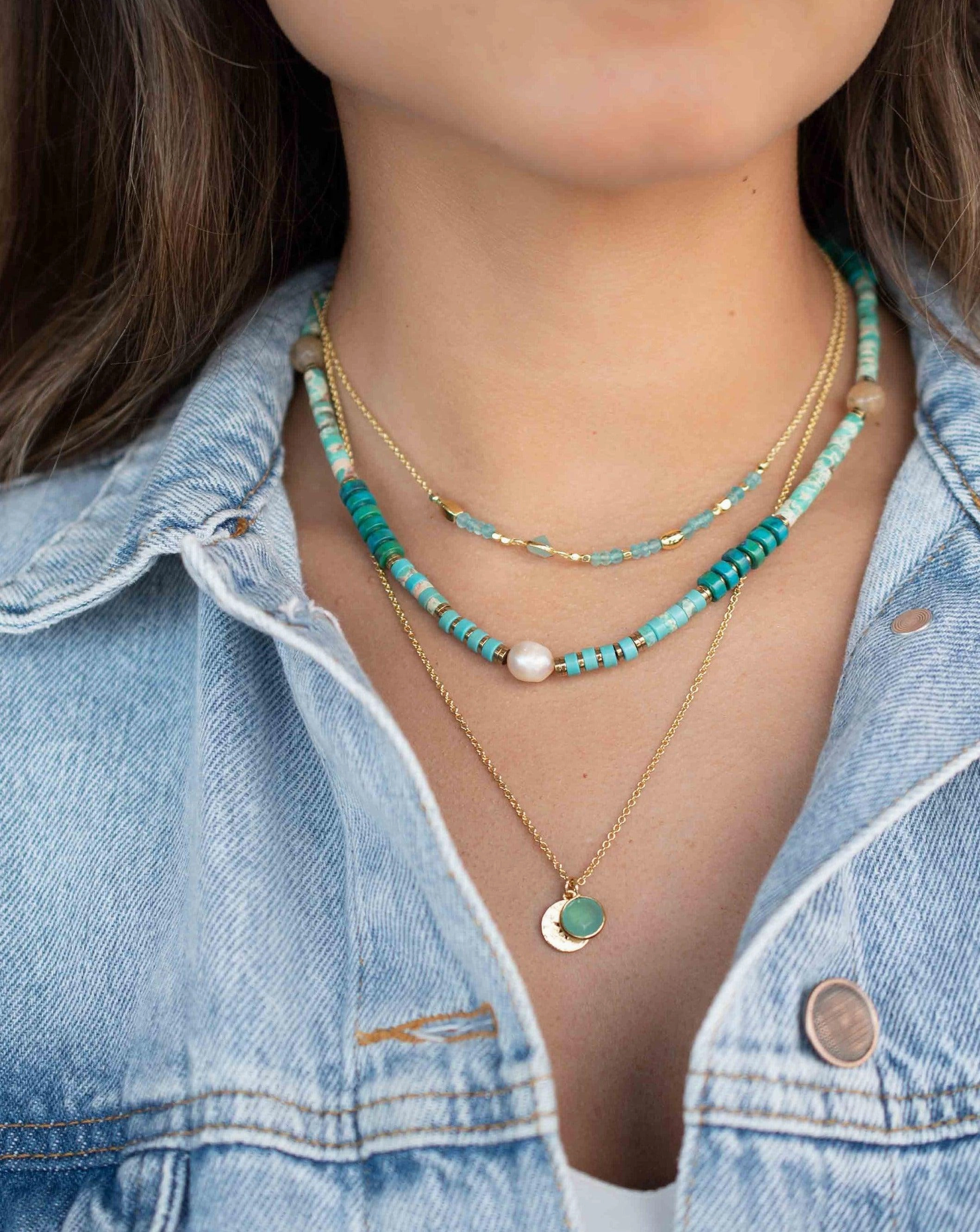 Aqua chalcedony ~ Necklace ~ Gold Plated 18k ~ Choker ~ MN108