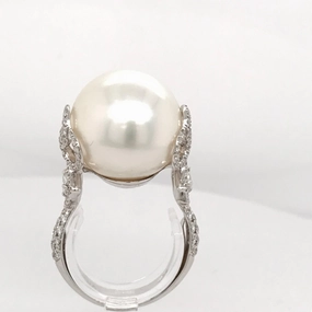 Autore South Sea Pearl Ring