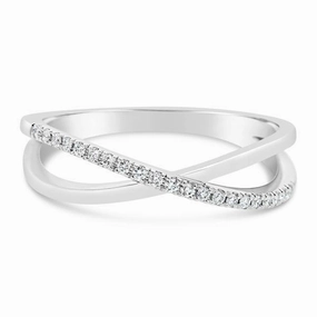 Bague en or blanc sertie de diamants