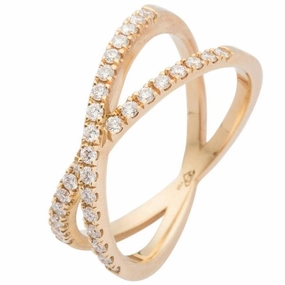 Bague en or jaune sertie de diamants.