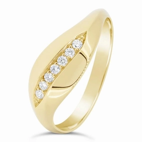 Bague en or jaune sertie de diamants.