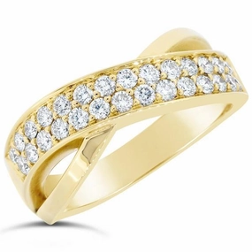 Bague en or jaune sertie de diamants.