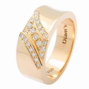 Bague en or jaune sertie de diamants.