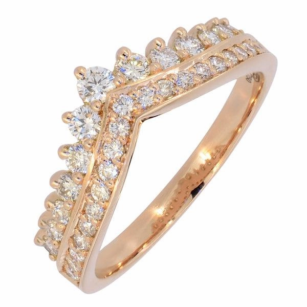 Bague en or rose sertie de diamants