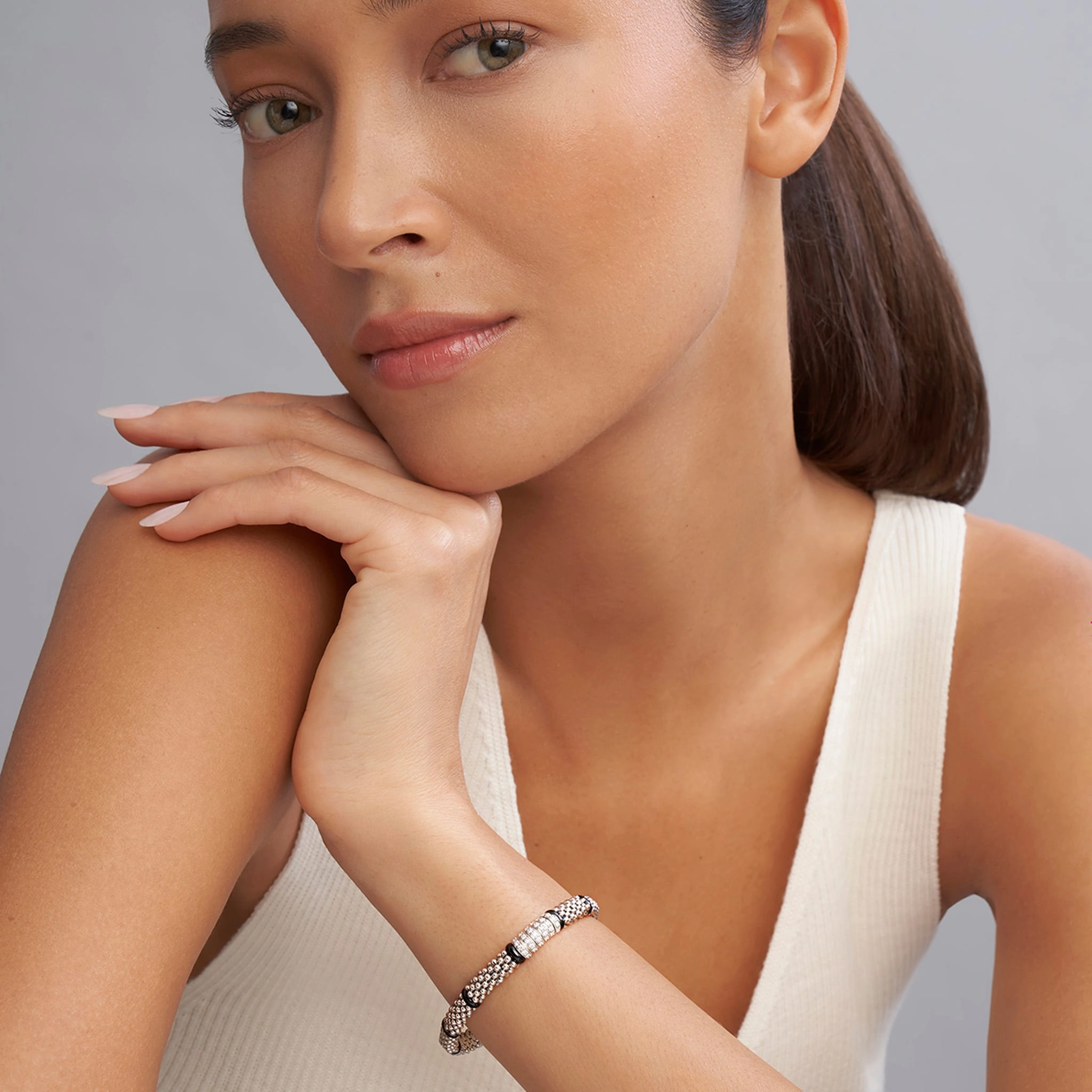 Black Caviar Black Six Station Diamond Caviar Bracelet | 6mm