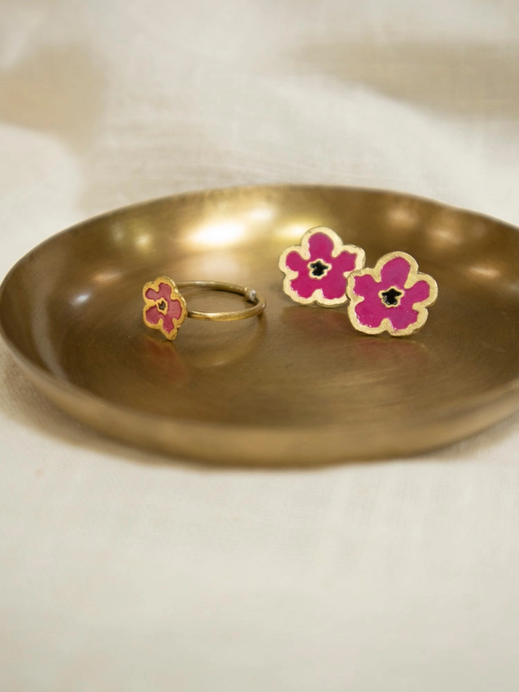 Blossom Stud  - Magenta