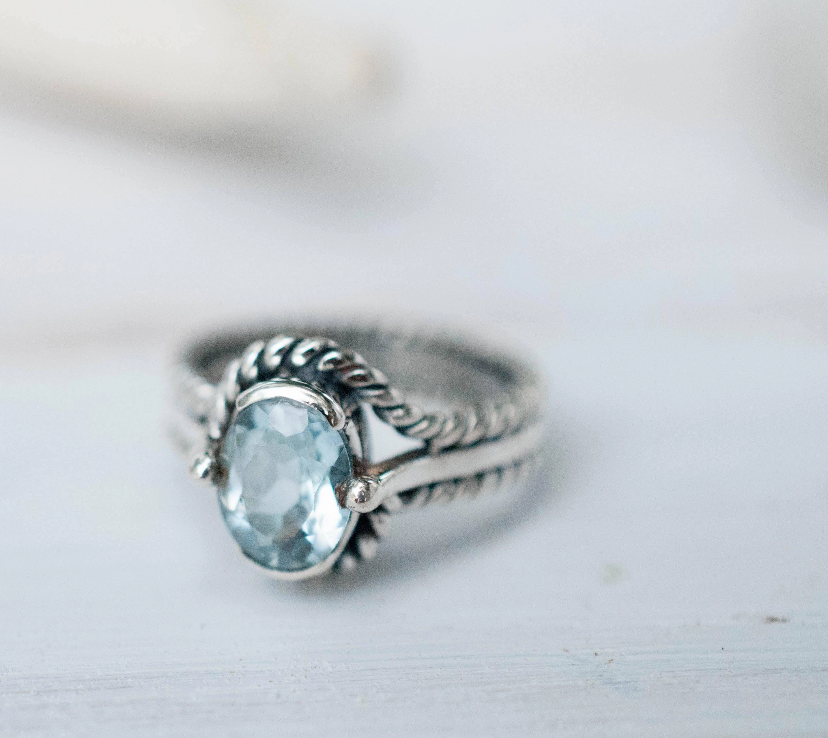 Blue Topaz Ring ~ Sterling Silver 925 ~MR094