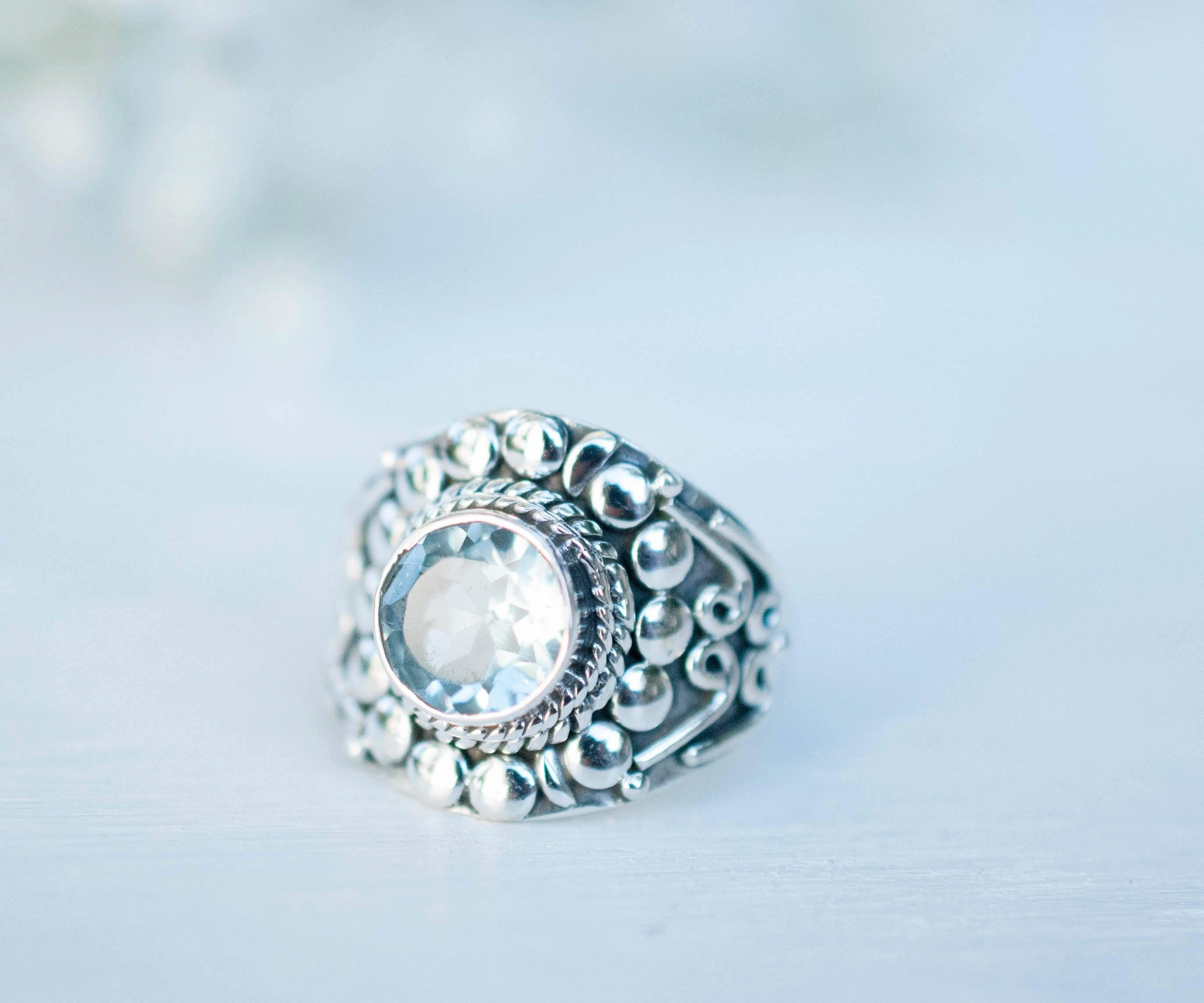 Blue Topaz Ring ~ Sterling Silver 925 ~MR096A