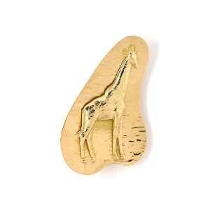 Candida Hammered Gold Giraffe Pin