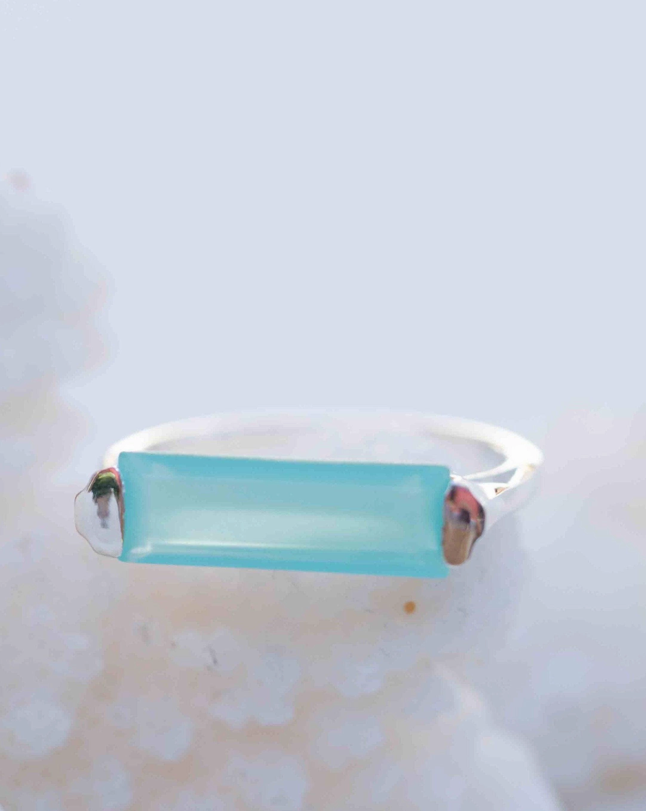 Carine Ring ~ Aqua Chalcedony ~ Sterling Silver 925 ~ MR234