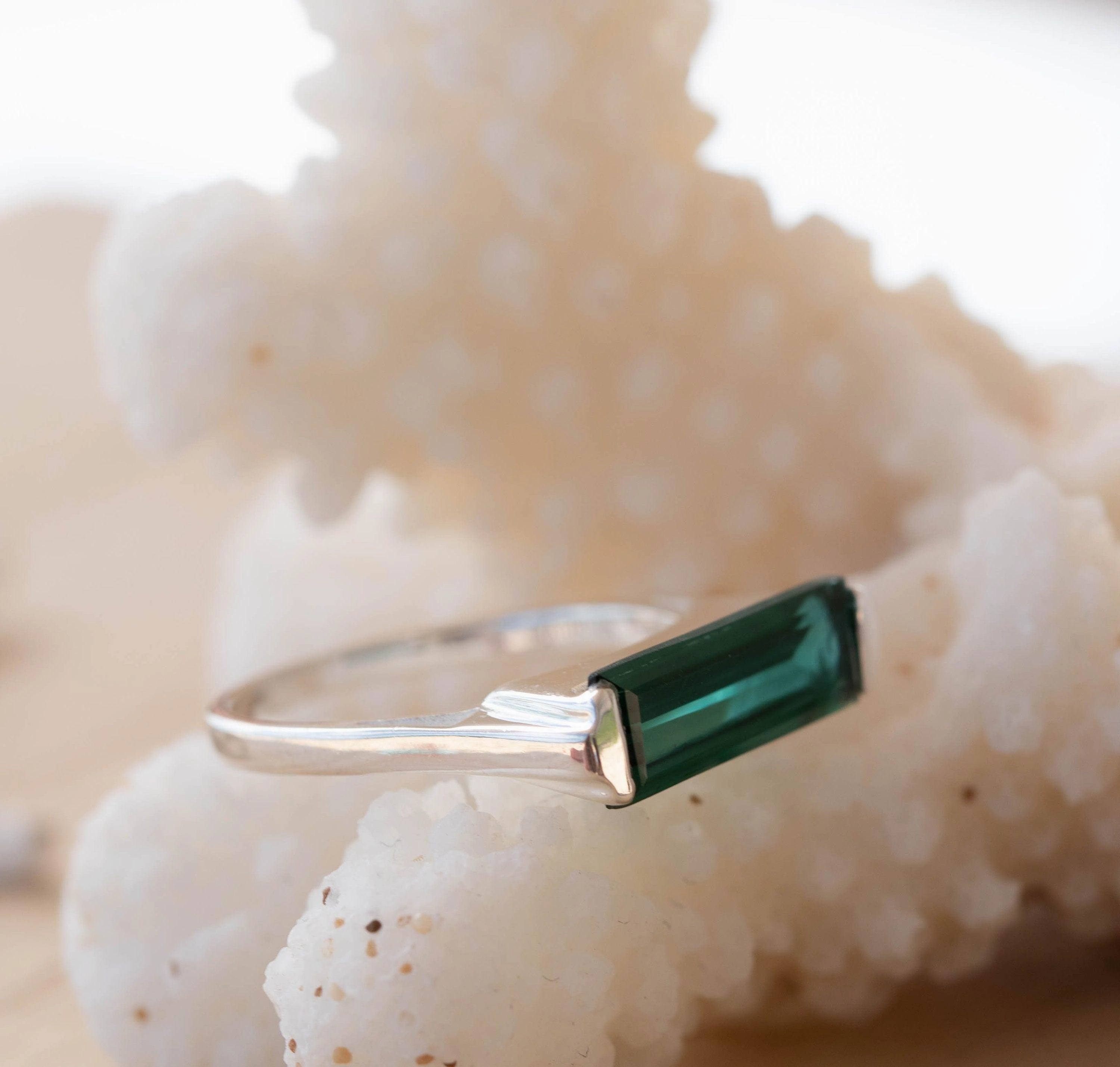 Carine Ring ~ Green Tourmaline Hydro ~ Sterling Silver 925 ~MR231