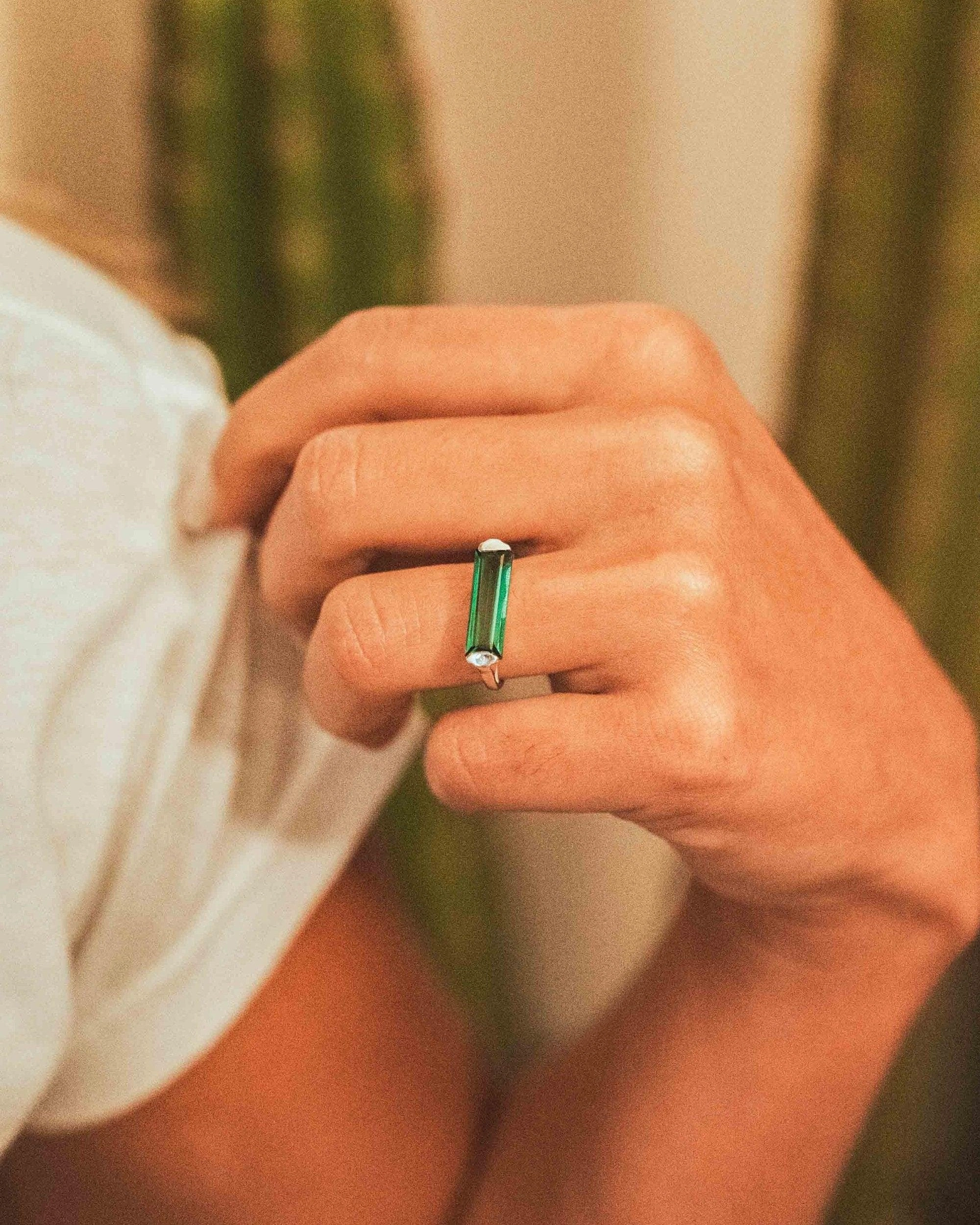 Carine Ring ~ Green Tourmaline Hydro ~ Sterling Silver 925 ~MR231