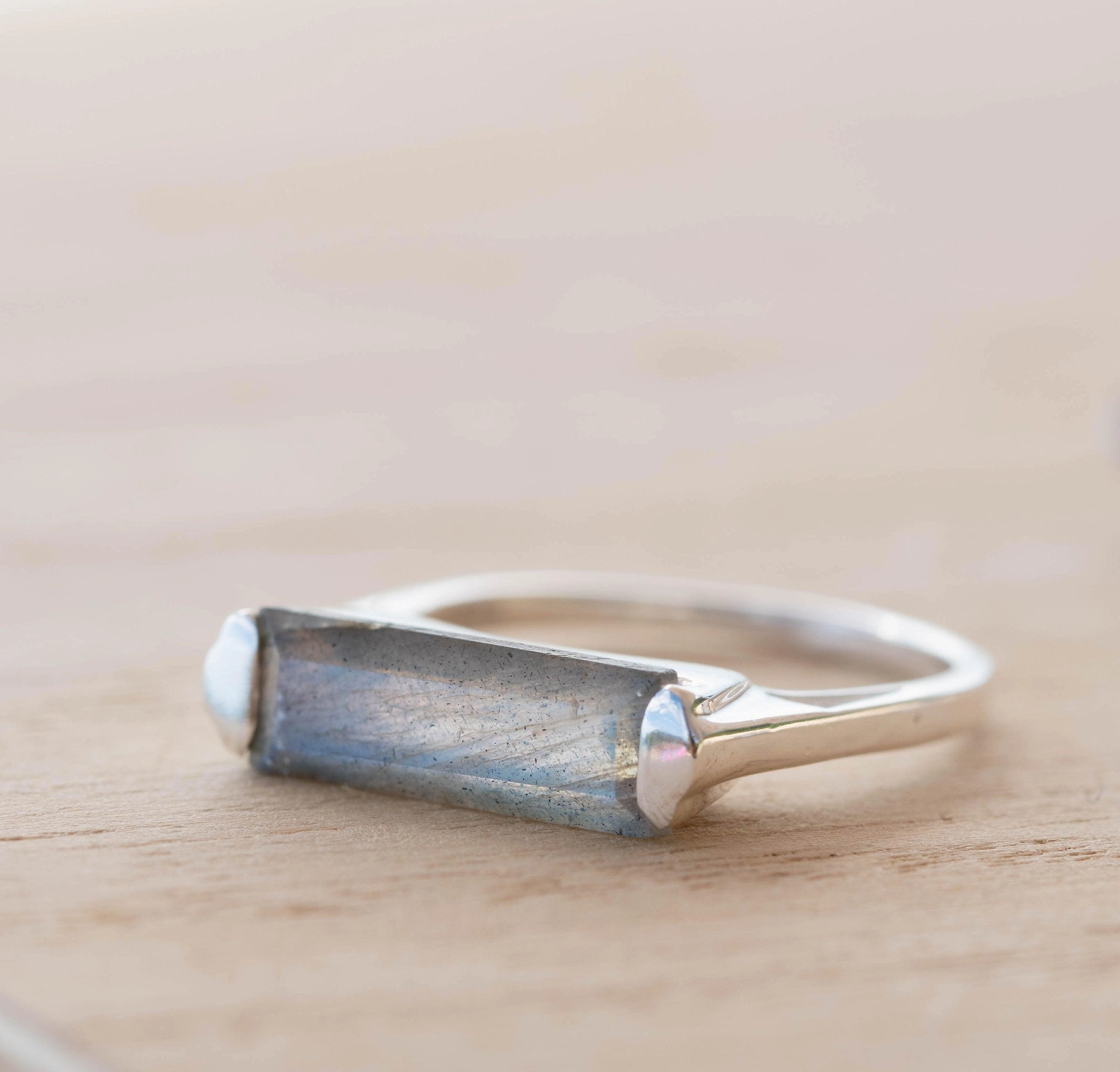 Carine Ring ~Labradorite ~ Sterling Silver 925 ~ MR228