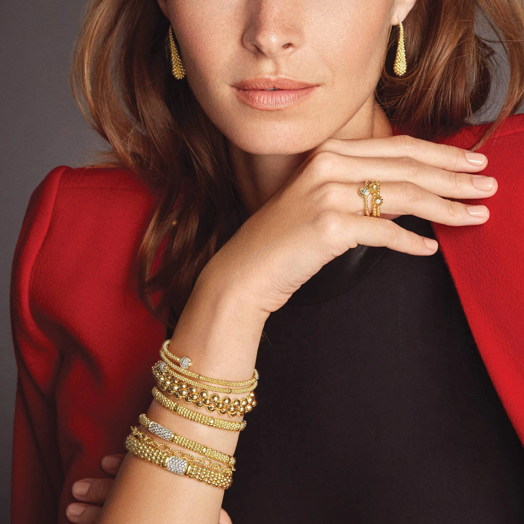 Caviar Gold Fluted Flower Diamond Ring