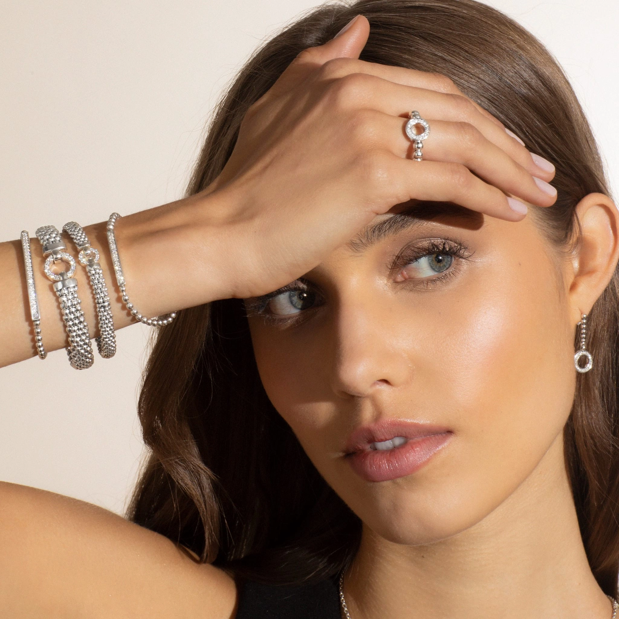 Caviar Spark Diamond Circle Ring