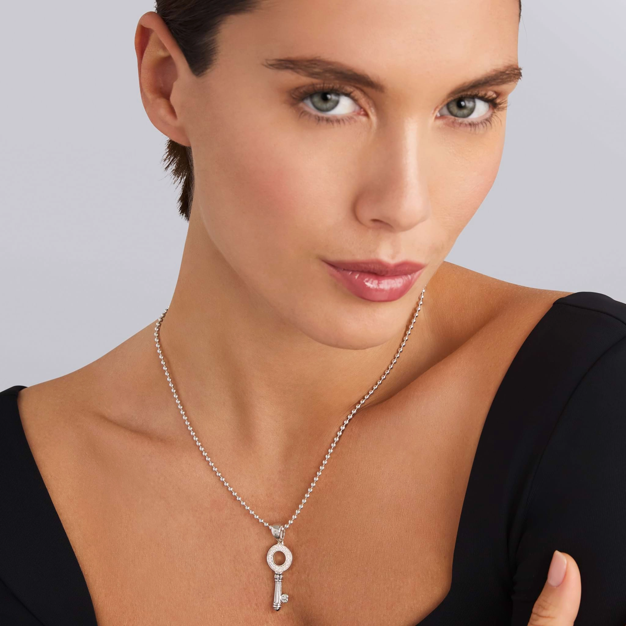 Caviar Spark Key Diamond Pendant Necklace
