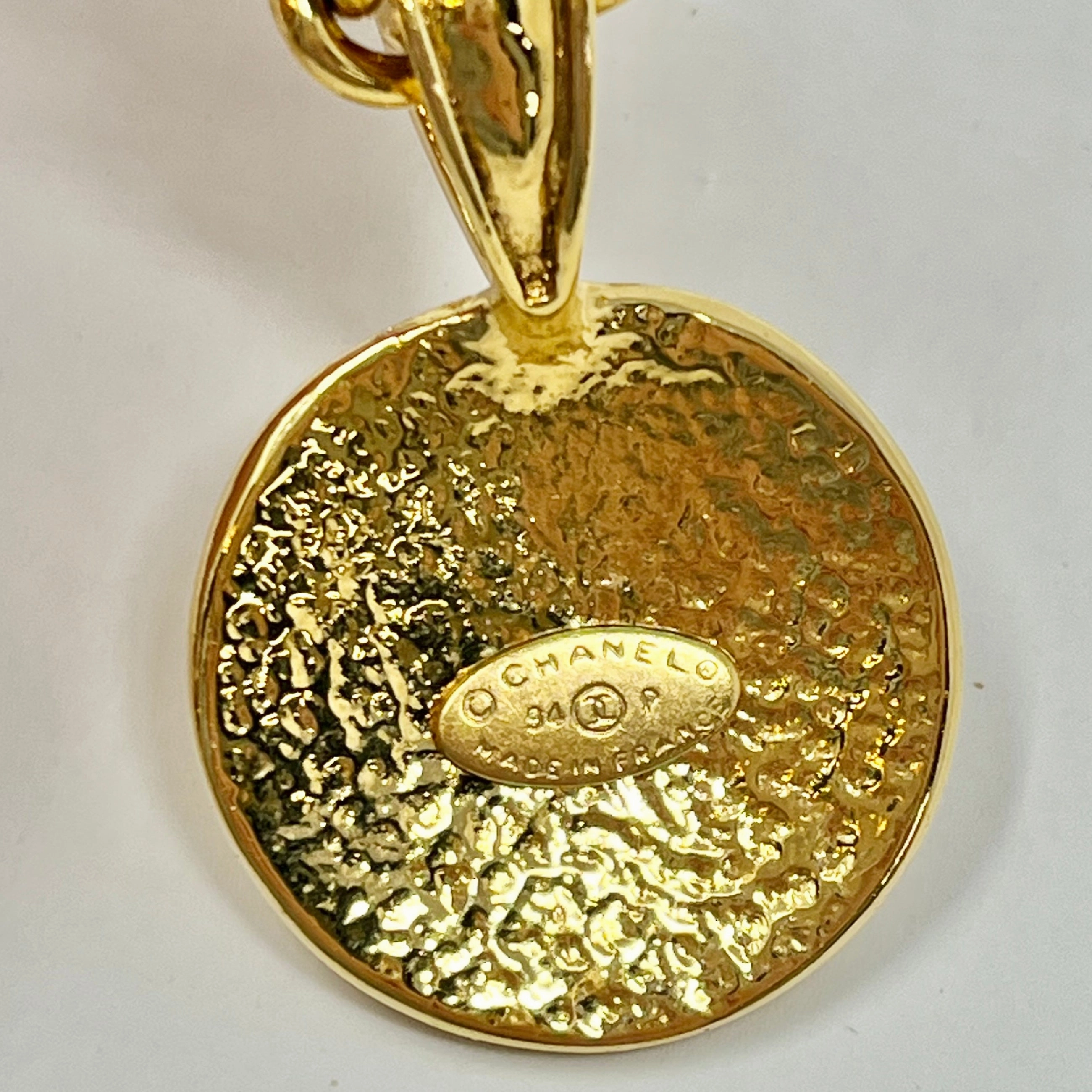 Chanel 1994 Gold-tone Chain Link Pendant Necklace
