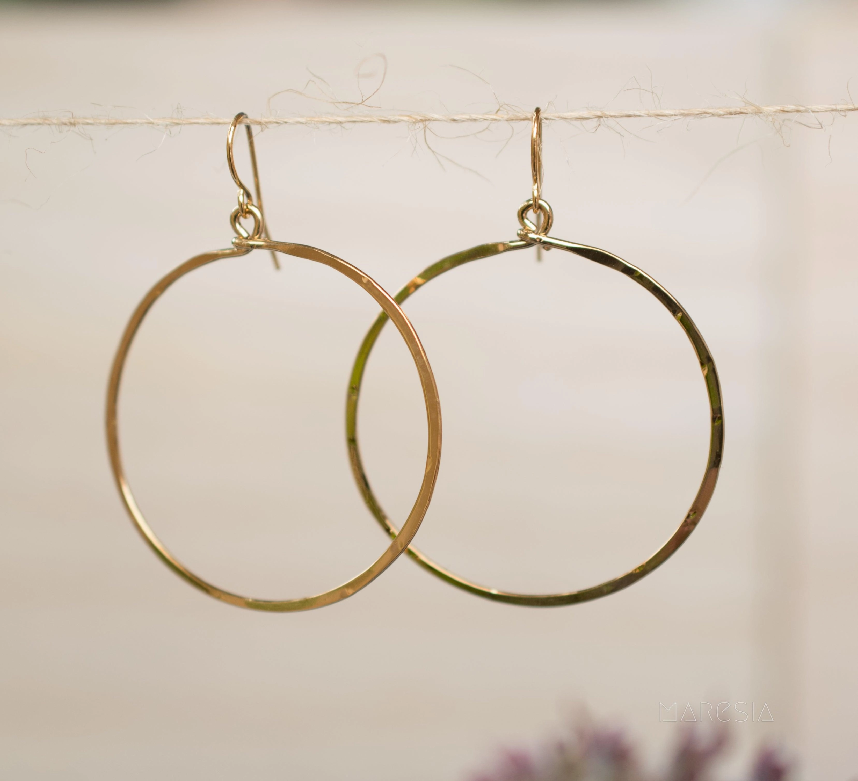 Circle Earrings ~Gold Plated or Silver Plated ~ SME001