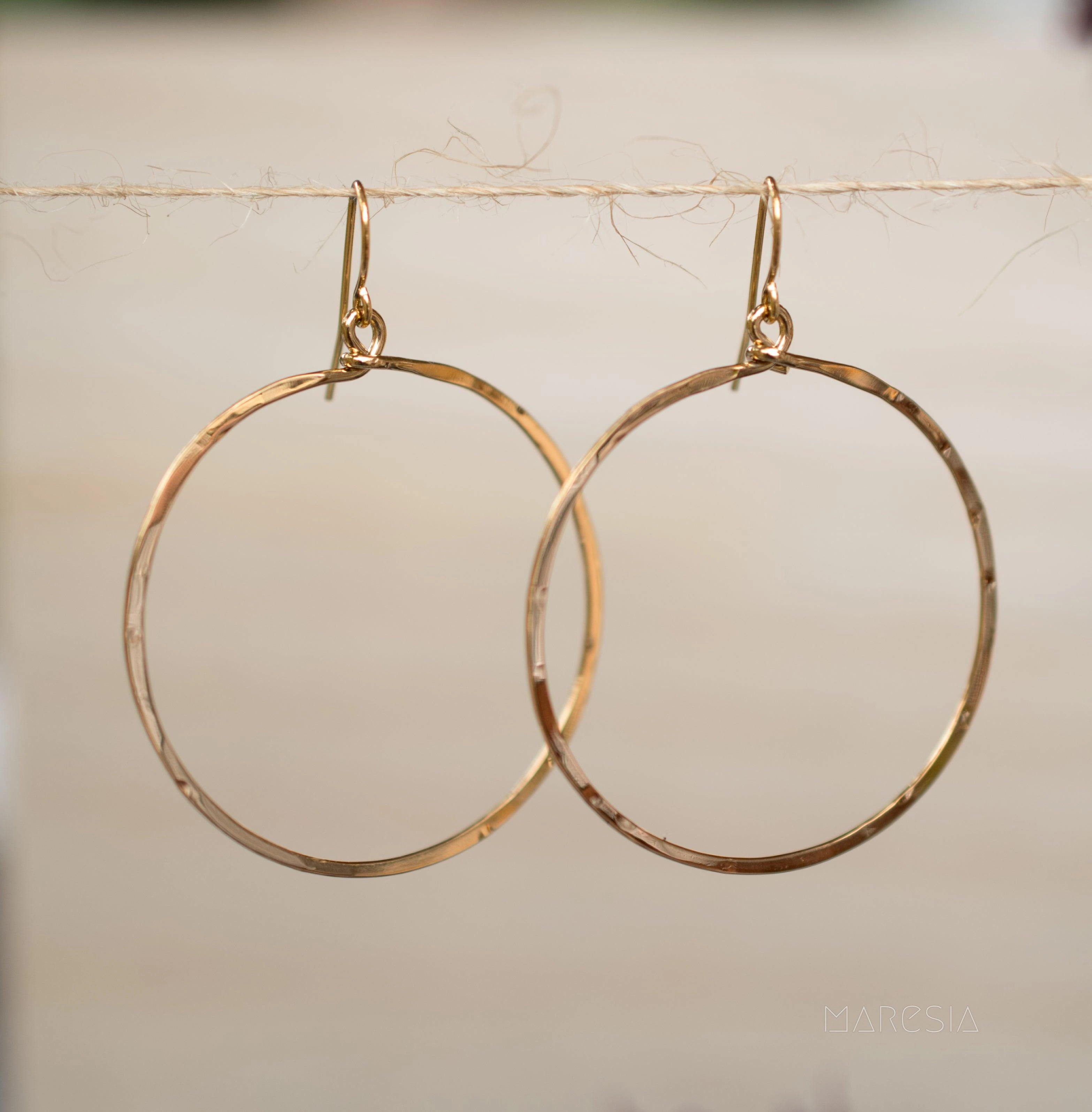 Circle Earrings ~Gold Plated or Silver Plated ~ SME001