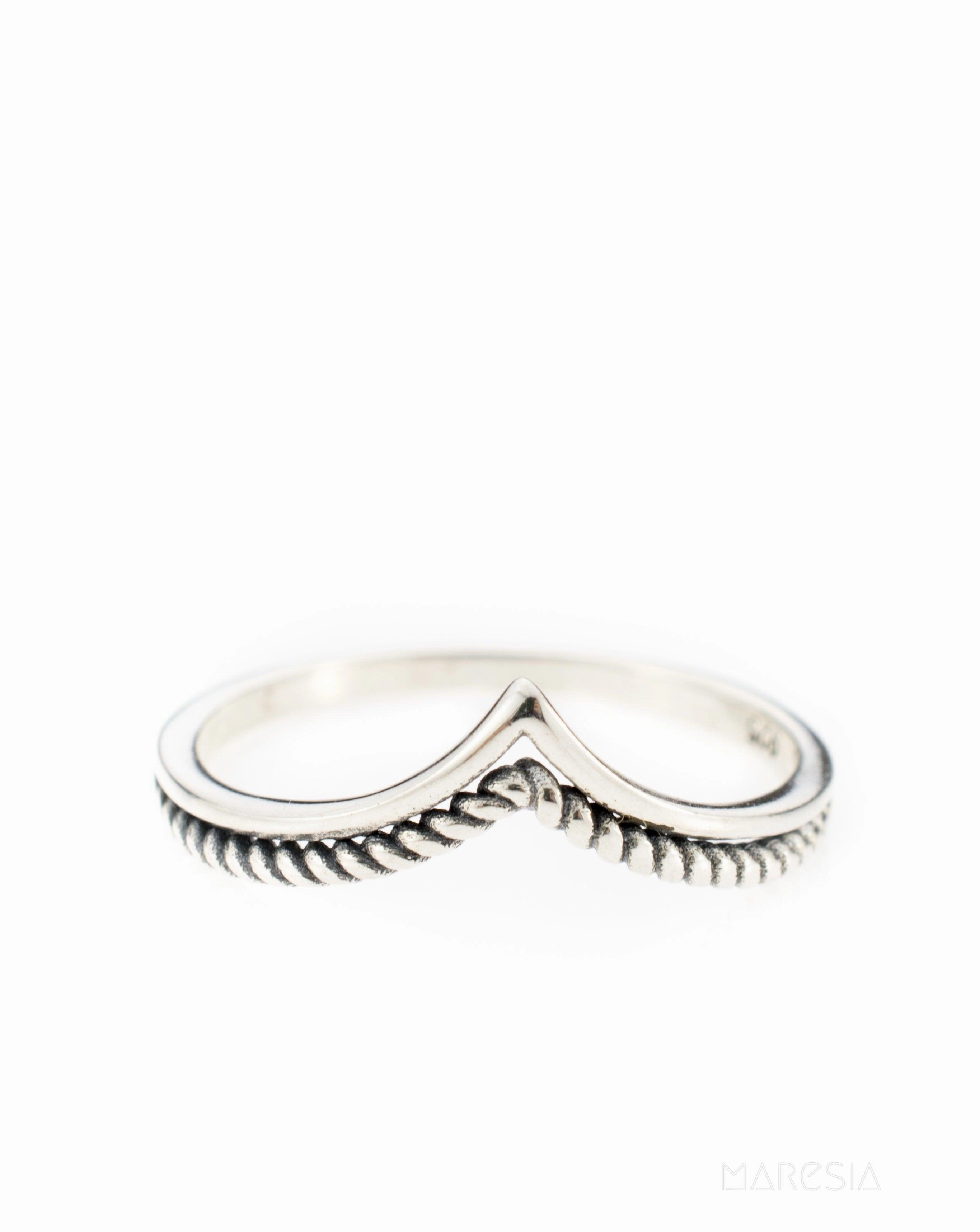 Claudia Ring~ Sterling Silver 925~ SMR025