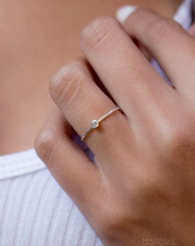 Dainty Rainbow Labradorite Ring ~ Sterling Silver ~ MR034