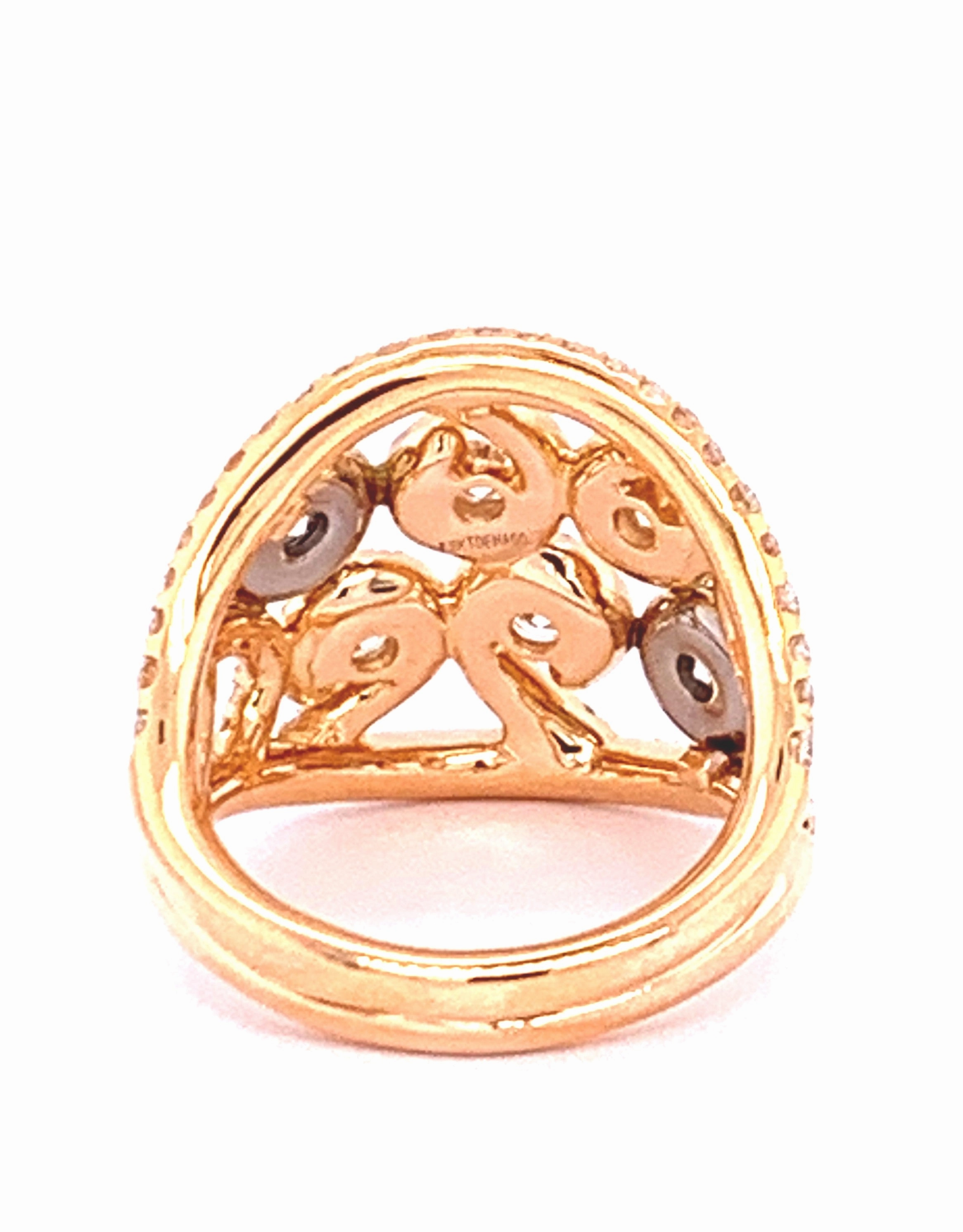 De Hago Swirl Motif Ring