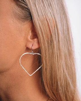 Dede Large Heart Earrings ~Gold Plated or Silver Plated ~ SME011