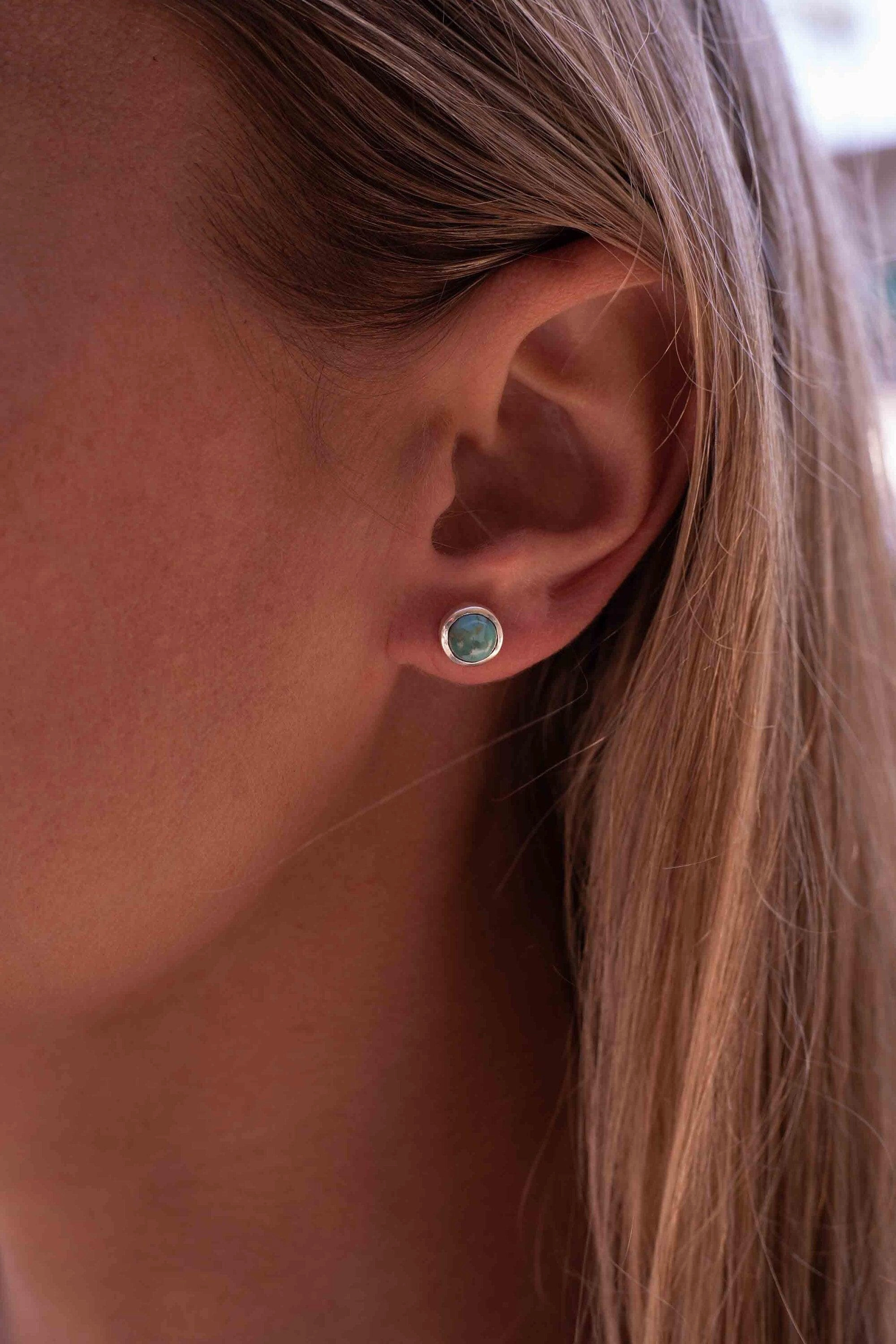 Delicate Earrings ~ Turquoise ~ Sterling Silver 925 ~ ME064