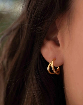Delicate small hoop Earrings ~ 18k Gold Plated ~ ME215