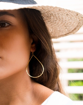 Denise Tear Drop Earrings ~Gold Plated or Silver Plated ~ SME002