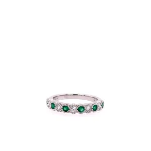 Diamond and Emerald Fashion Ring