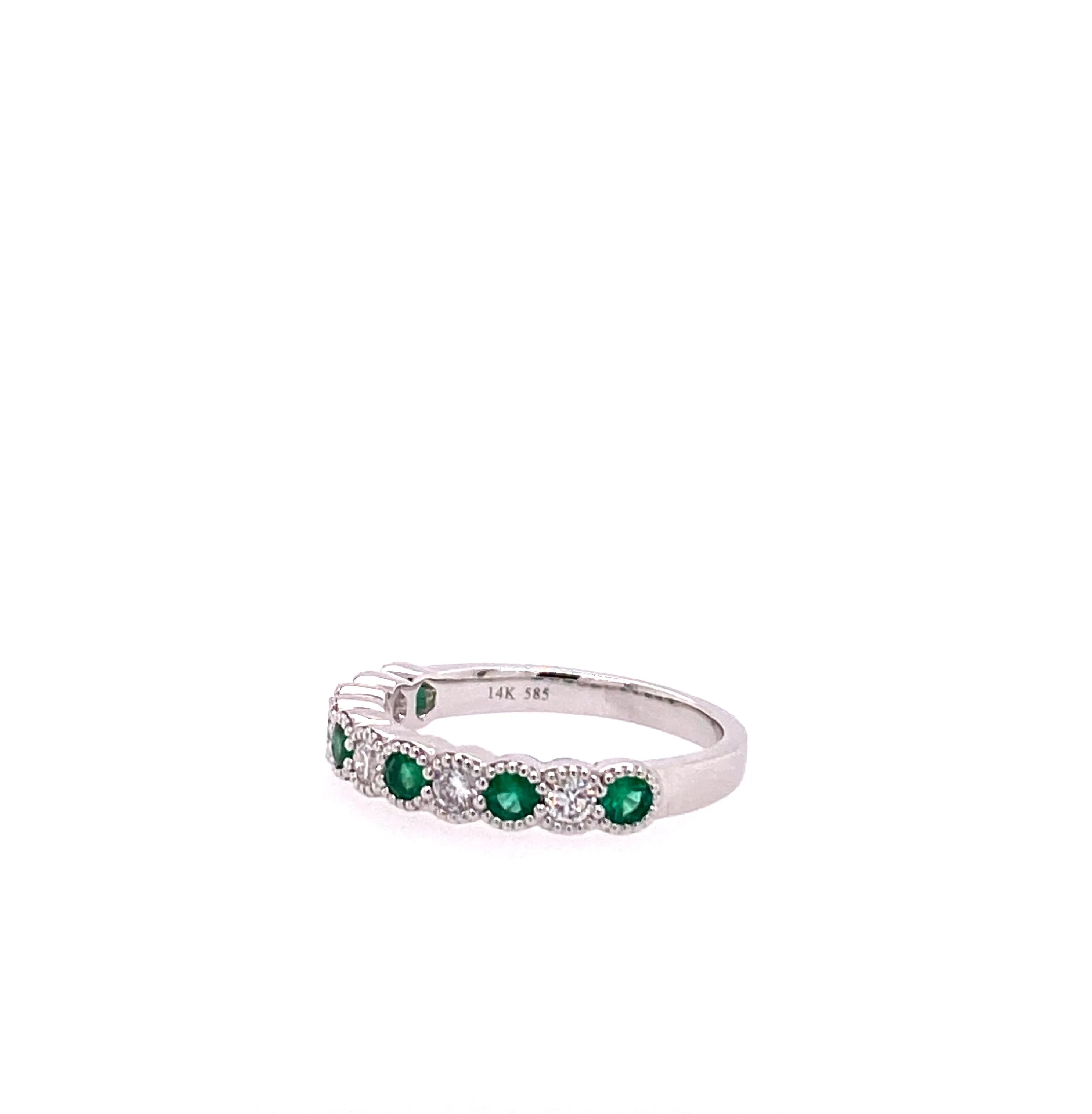 Diamond and Emerald Fashion Ring