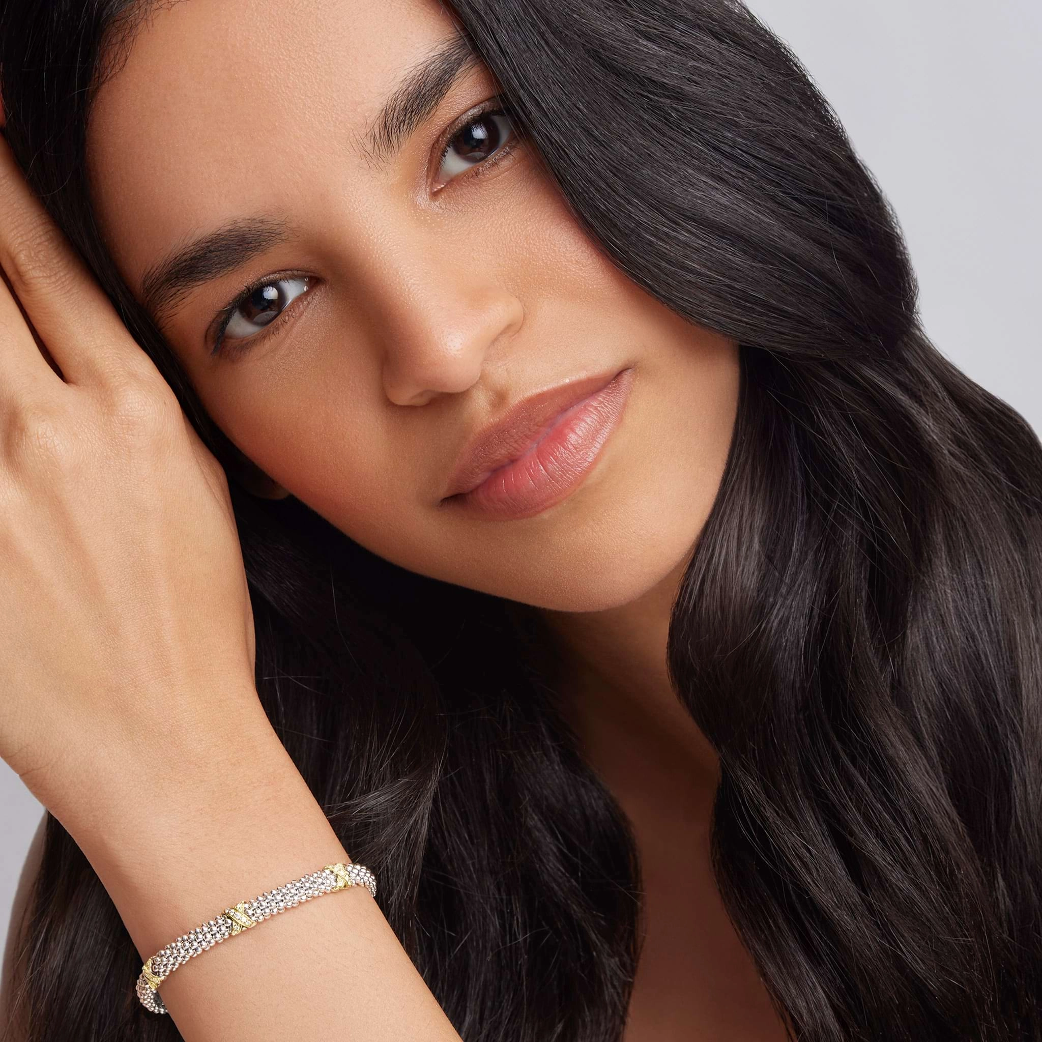 Embrace Three Station Gold X Diamond Caviar Bracelet | 6mm