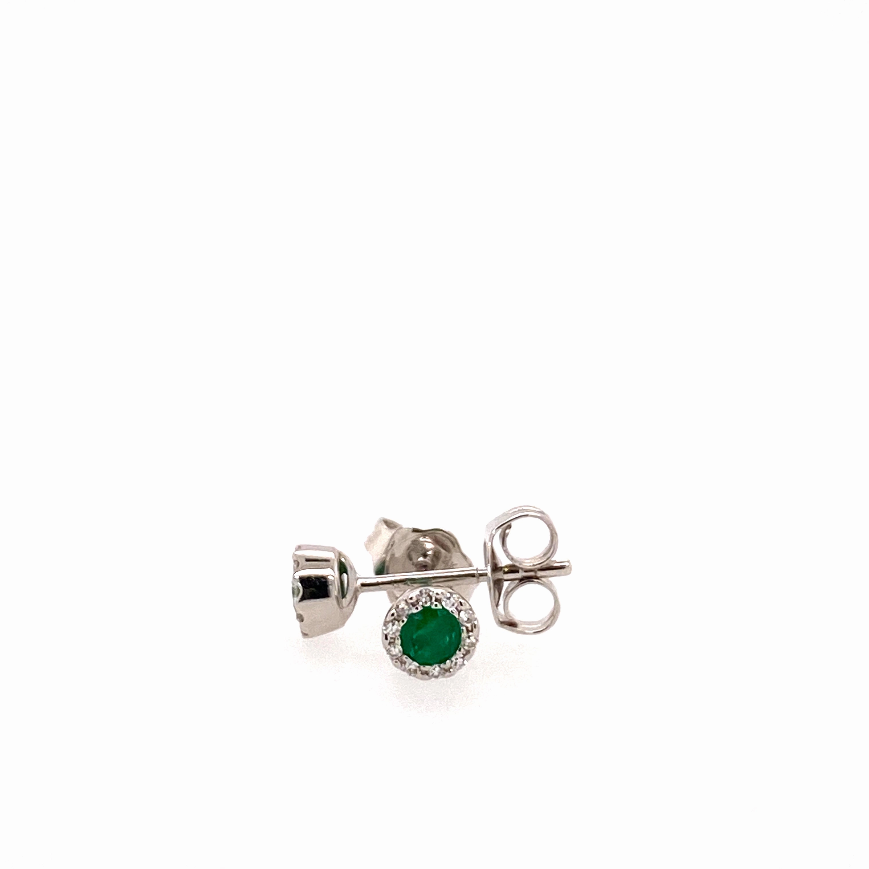 emerald stud earrings